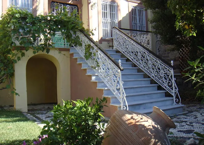Eleana Residence